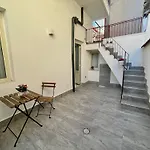 Cold River House - Nesima Apt